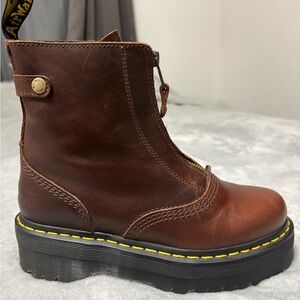 Dr. Maarten’s Brown Leather Jetta boots